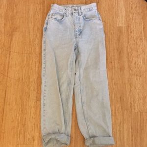 Urban outfitters mom jeans size 24